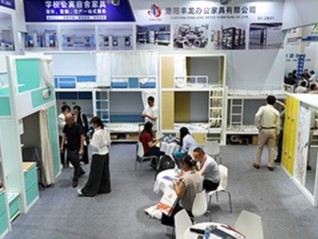 聚焦2026年廣州展會！豐龍以創(chuàng)新設(shè)計+定制服務(wù)，引領(lǐng)學(xué)生床行業(yè)新潮流